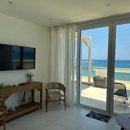 Nathalie'S Beachfront Apartment Rethymno  Luaran gambar