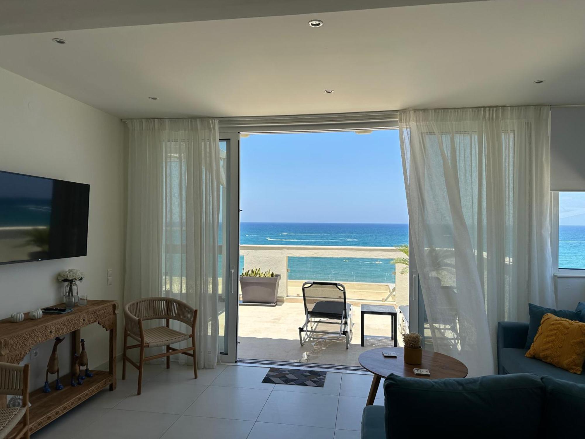 Nathalie'S Beachfront Apartment Rethymno  Luaran gambar